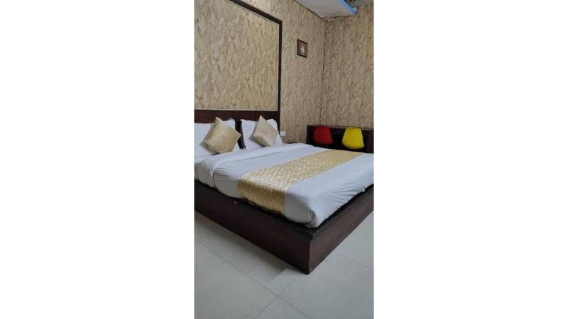 Hotel Green Lotus - image 14