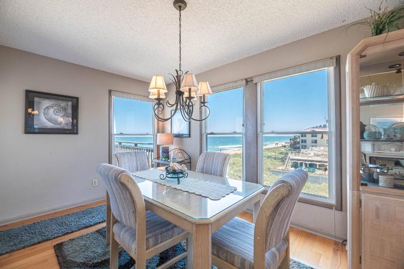 Ocean Song - 2 Bedroom Oceanfront Penthouse Condo in Kill Devil Hills Spacious Layout - image 25