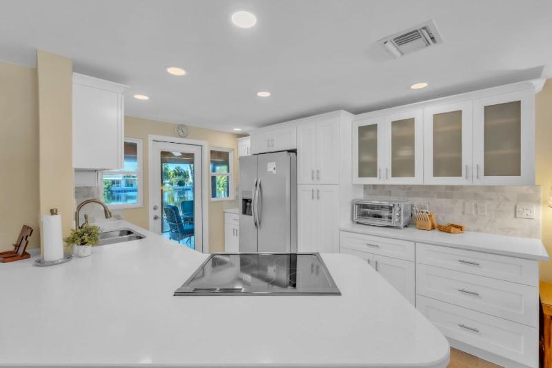 Lake by the Beach home - image 30