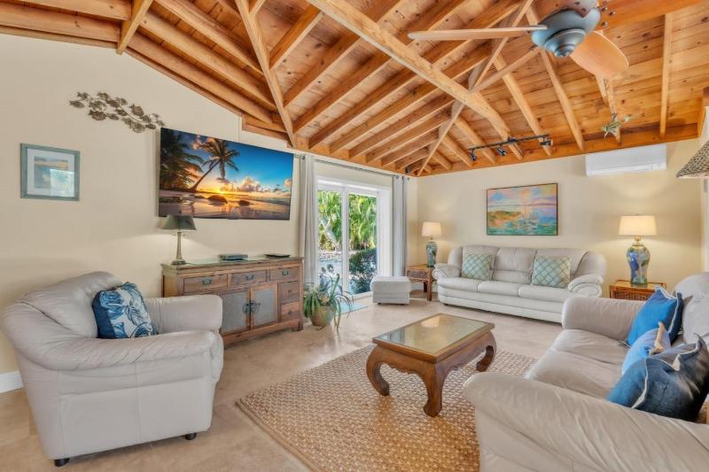 Lake by the Beach home - image 23