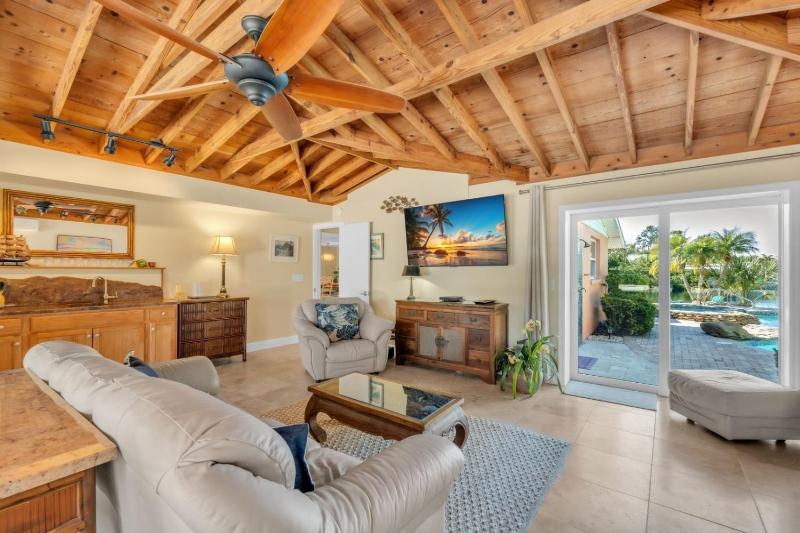 Lake by the Beach home - image 2
