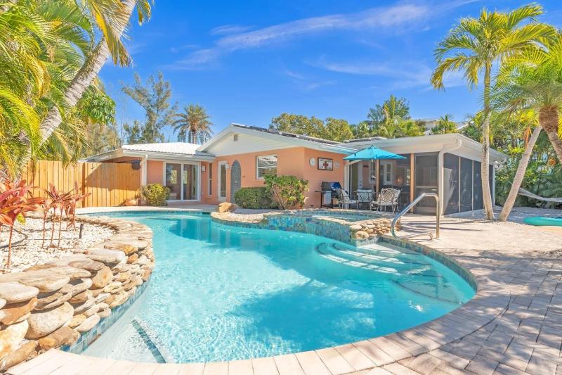 Lake by the Beach home - image 39