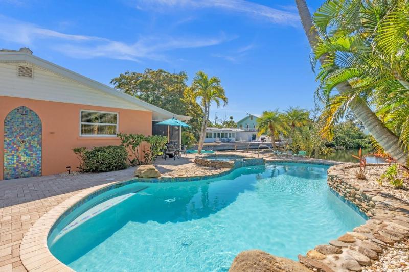 Lake by the Beach home - image 48