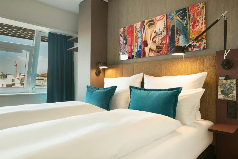 Motel One Graz - image 3