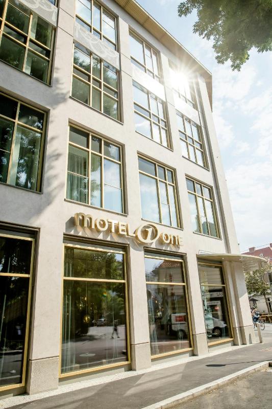 Motel One Graz - image 12