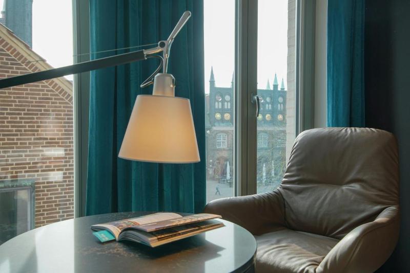 Motel One Lübeck - image 18