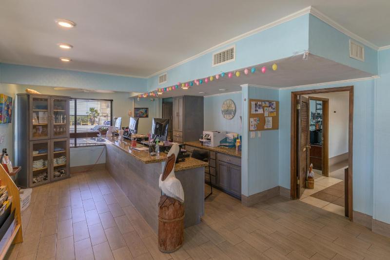 Tiki 218 - Close to the Beach 1BR Condo Sleeps 4 - image 18