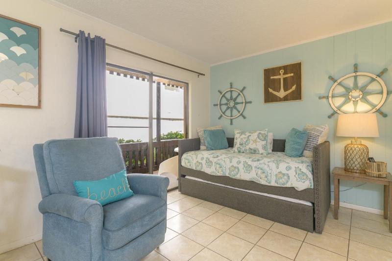 Tiki 112 - Beachfront 1BR Condo with Pool Access - image 1