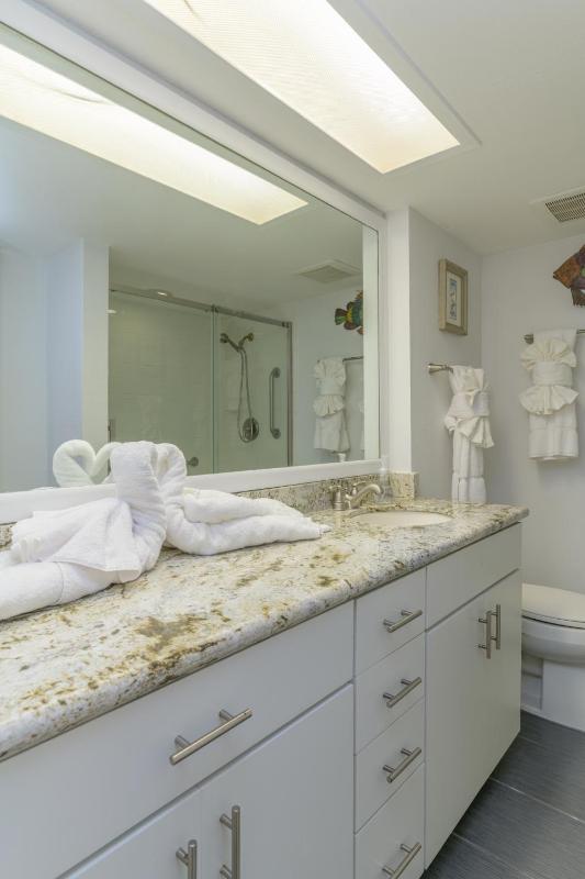 Tiki 149 - Spacious 2BR Condo with Walk-In Shower - image 16
