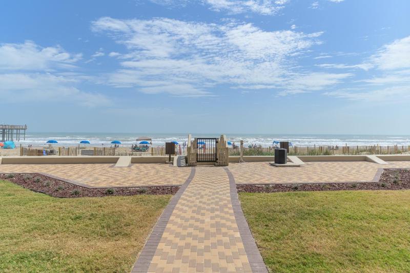 Tiki 149 - Spacious 2BR Condo with Walk-In Shower - image 17