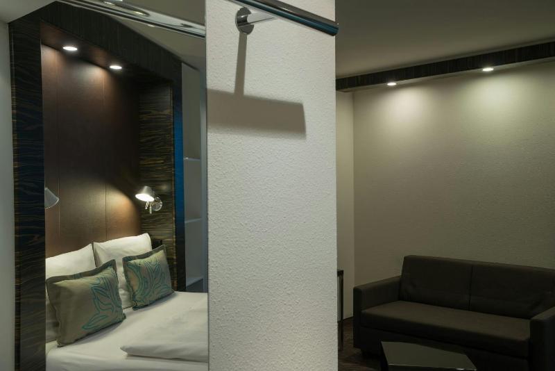Motel One Berlin-Tiergarten - image 5