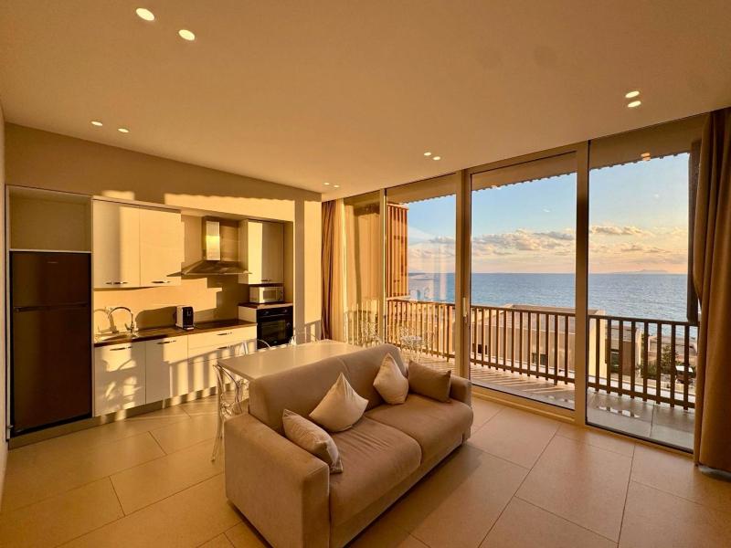 Green Coast 1 Bedroom Sea View Apartment - image 3