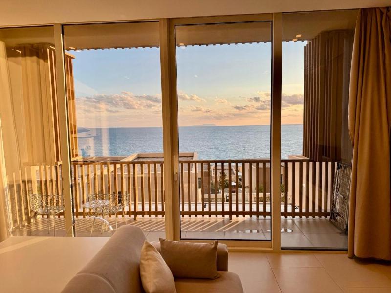 Green Coast 1 Bedroom Sea View Apartment - image 7