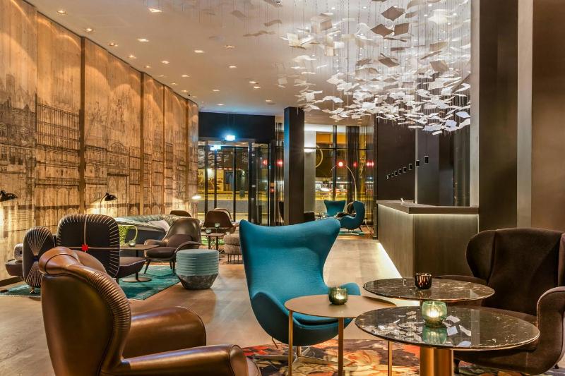 Motel One Frankfurt-Römer - image 8