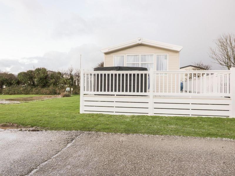 Barney's Retreat - image 3