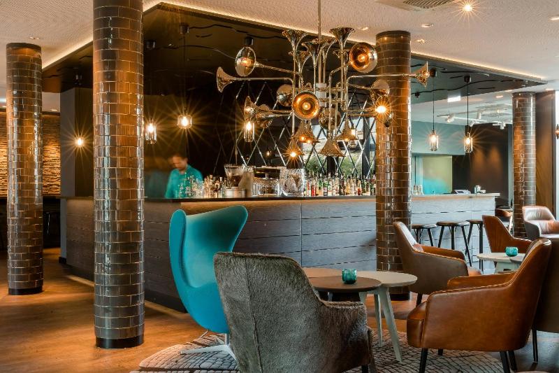 Motel One München-Westend - image 9