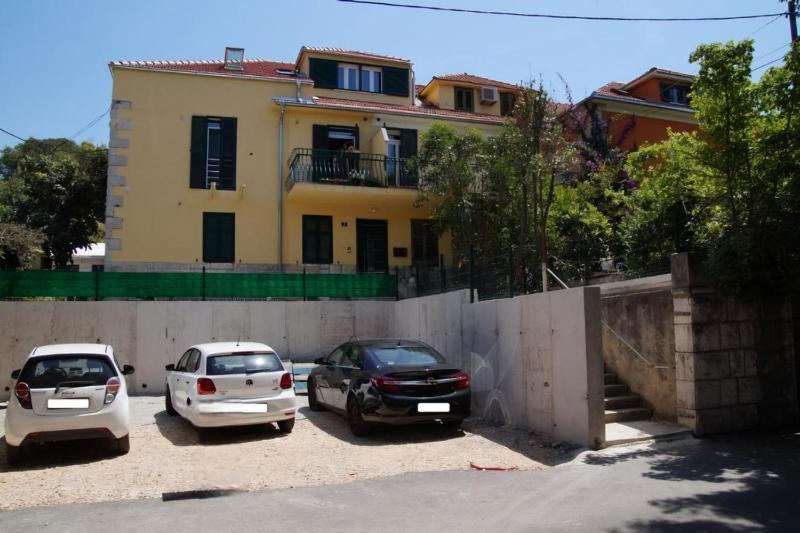 Apartments with parking space Split - 25153 - image 6