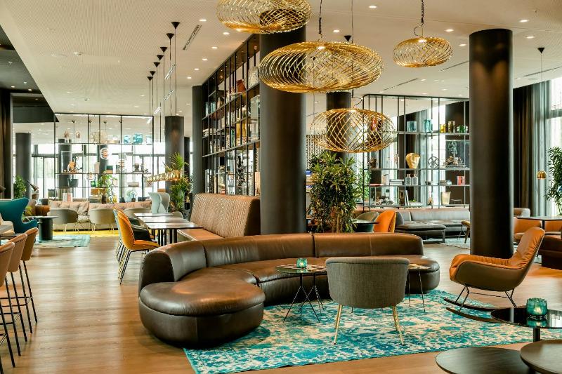 Motel One Köln-Messe - image 8