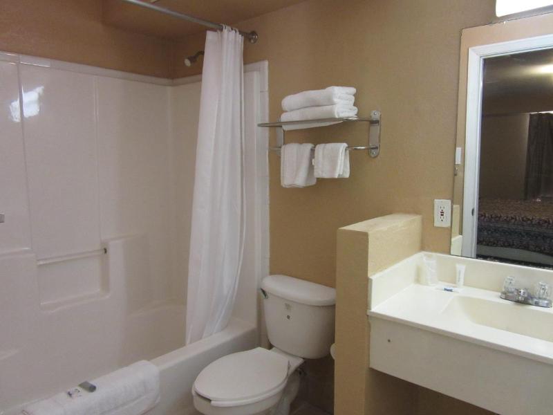 King Room image 2