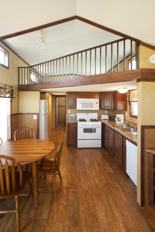 One-Bedroom Cottage image 2