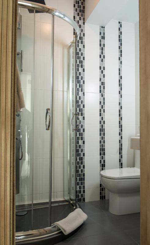 Presidential Suite image 2