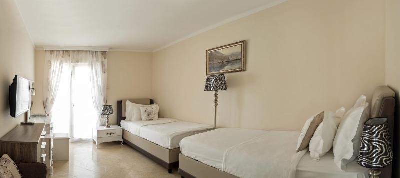 Presidential Suite image 3