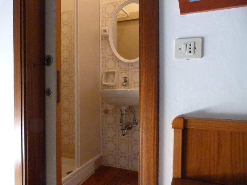 Triple Room image 3