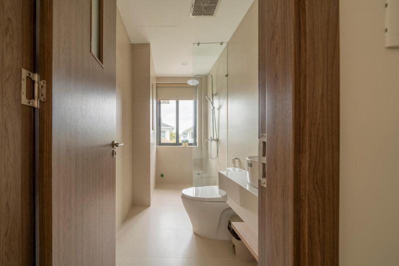 Ti Tach Homestay in Eco Garden Hue - image 11