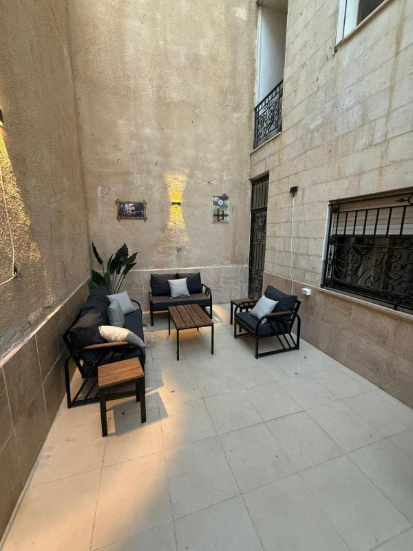 شقة مميزة في عبدون -Special apartment in Abdon - image 3