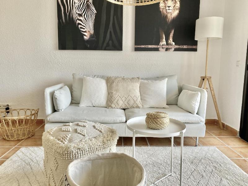 52 - Ground floor with direct access to the pool and 200m from the beach Riviera Del Sol Mijas - image 7