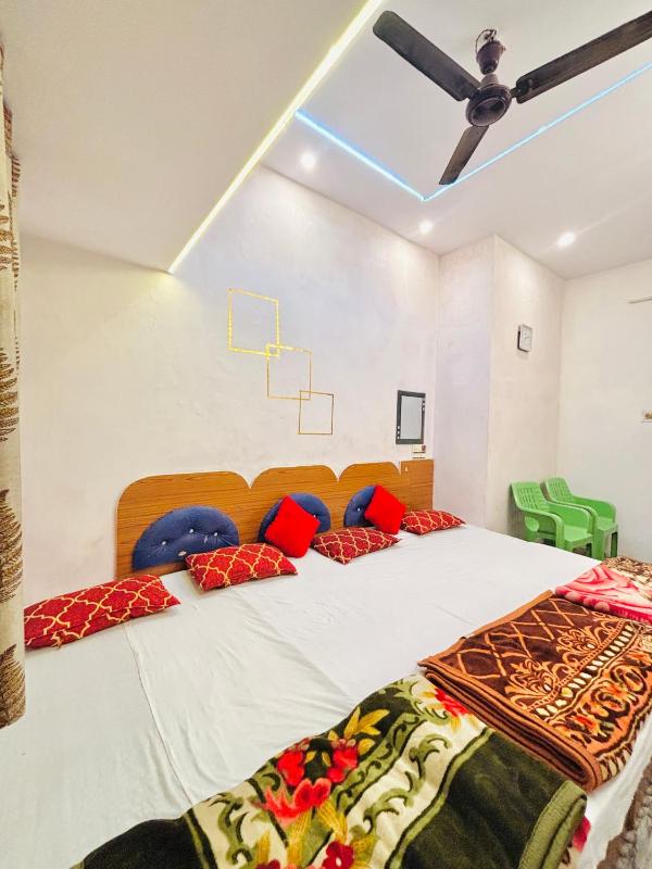 SP guest house 15 km from kashi vishawanath - image 10