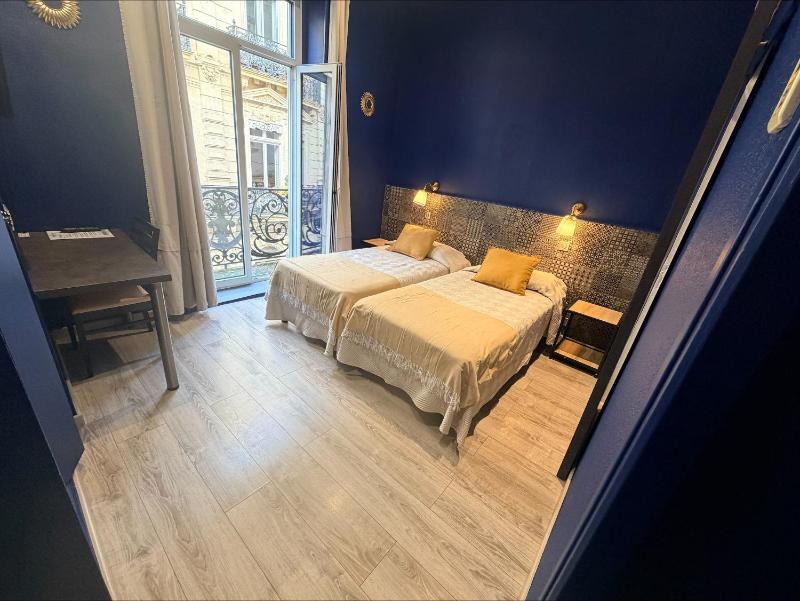 Hotel Comédie - Place De La Comédie Corum - image 35