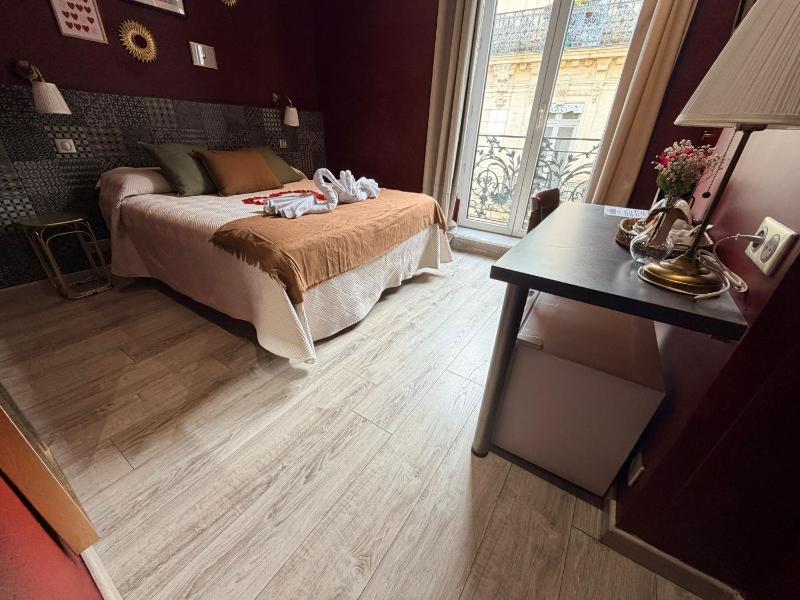 Hotel Comédie - Place De La Comédie Corum - image 33
