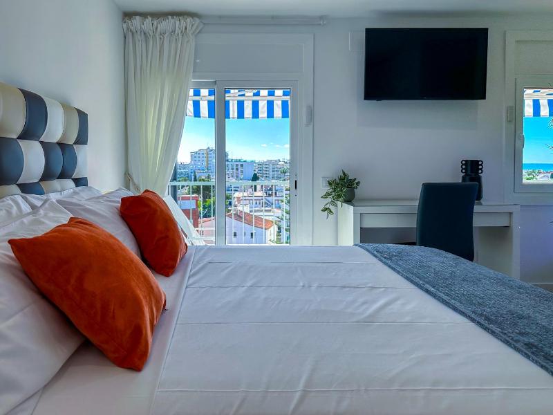 Urban Waves by Hello Homes Sitges - image 16