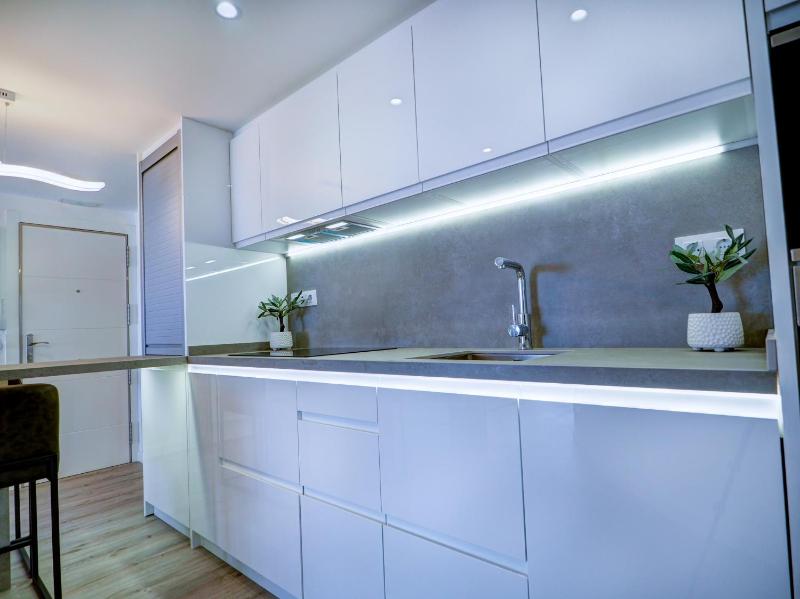 Urban Waves by Hello Homes Sitges - image 15