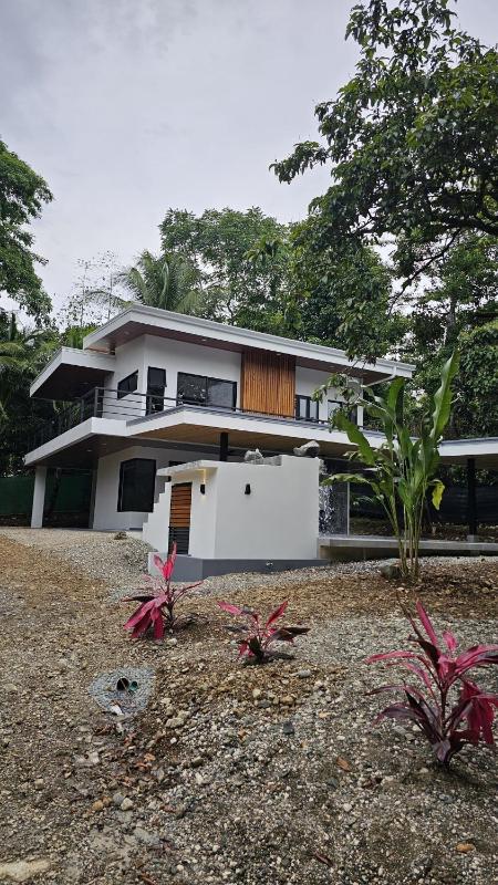 5 star luxury ultimate location unbeatable price price - image 13