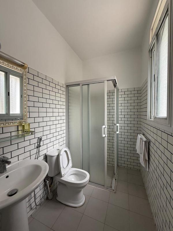 Bright Dakar Plateau Apartment - image 8