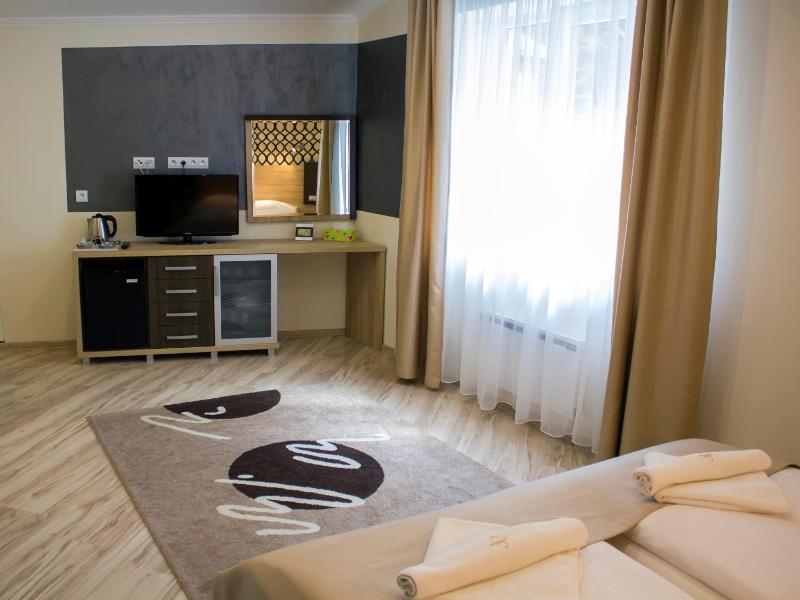 Superior Double Room with Terrace image 4