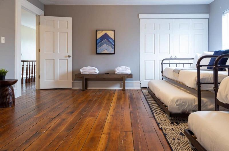 Gorgeous Benton Park Manor ABODEbucks - image 9