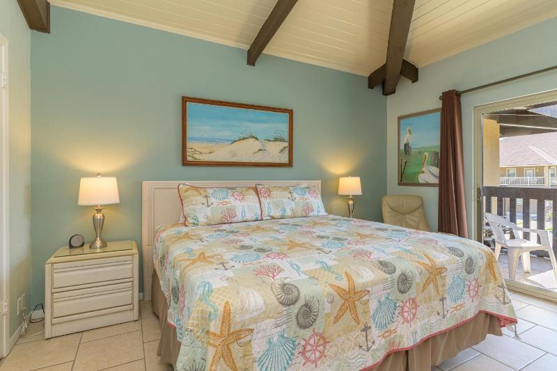 Tiki 254 - Beachfront Getaway with Heated Pools - image 15