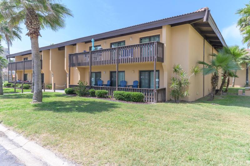 Tiki 254 - Beachfront Getaway with Heated Pools - image 47