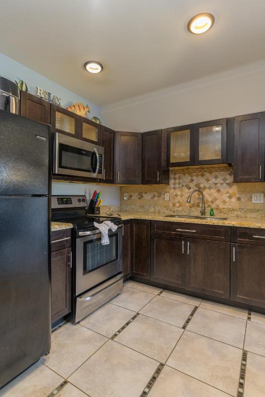 Tiki 331 - Oceanview 1BR Condo Sleeps 6 with Pools - image 23
