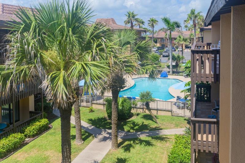 Tiki 331 - Oceanview 1BR Condo Sleeps 6 with Pools - image 6