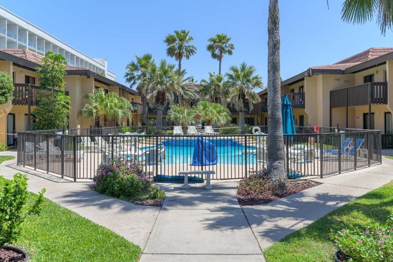 Tiki 331 - Oceanview 1BR Condo Sleeps 6 with Pools - image 40