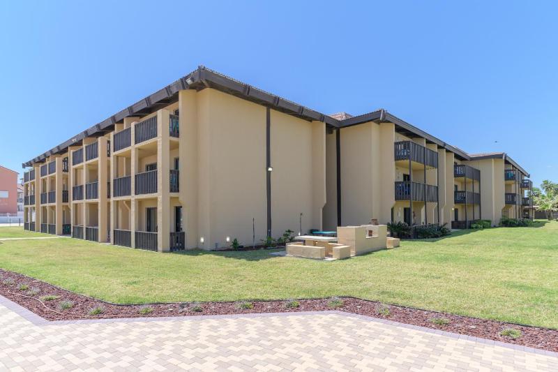 Tiki 331 - Oceanview 1BR Condo Sleeps 6 with Pools - image 20