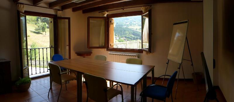 Four-Bedroom House image 4