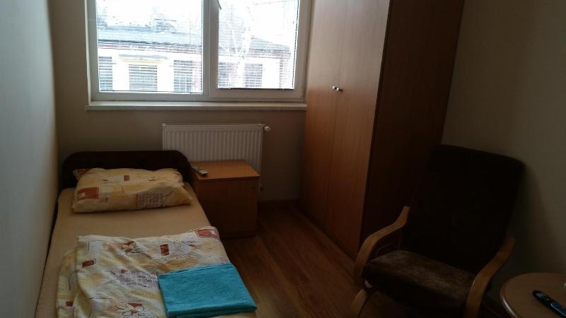 Triple Room with Shared Bathroom image 4