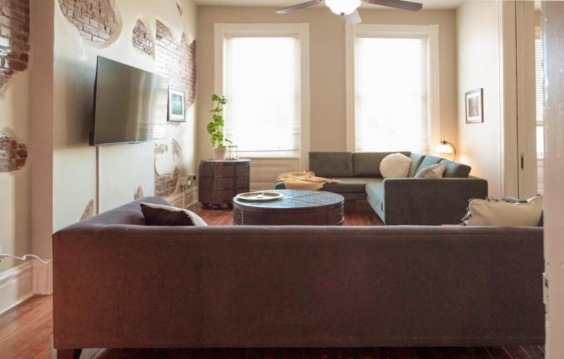 Charming Cozy & Convenient STL Gem ABODEbucks - image 6
