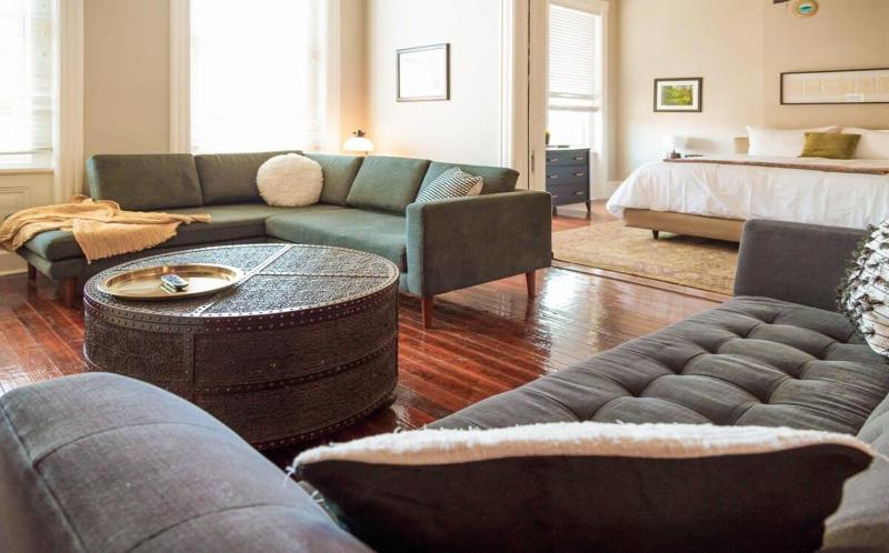 Charming Cozy & Convenient STL Gem ABODEbucks - image 16