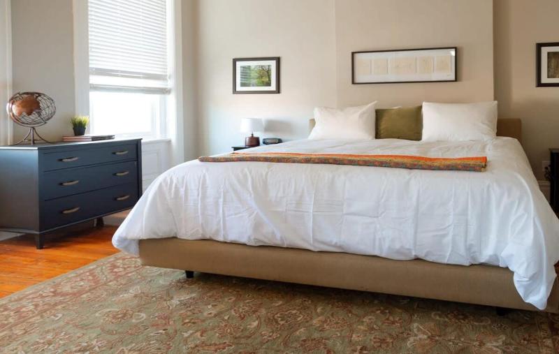 Charming Cozy & Convenient STL Gem ABODEbucks - image 5